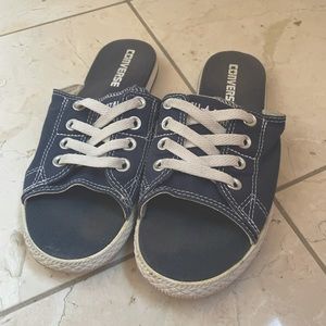 Converse Chuck Taylor Cut Away